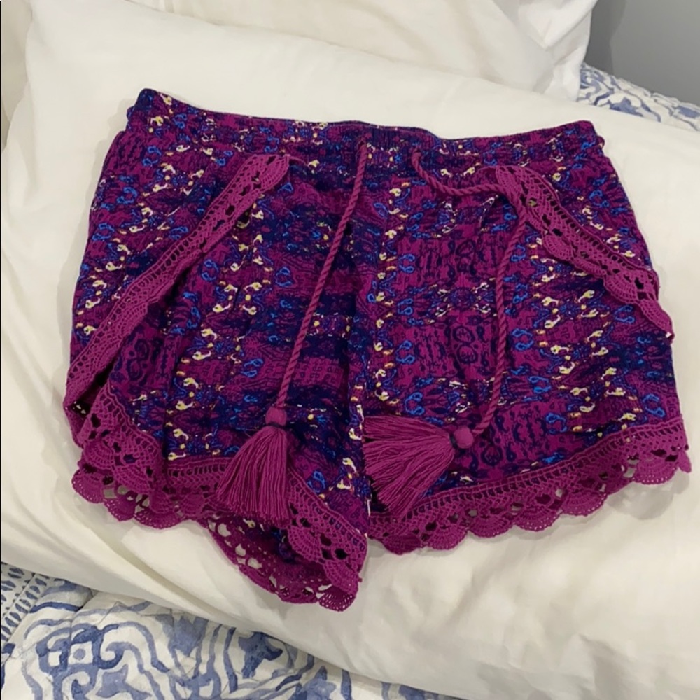 comfy summer patterned shorts $7